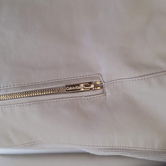CALVIN KLEIN Faux Leather Jacket Light Beige Tan Cream size Medium - Picture 4 of 8